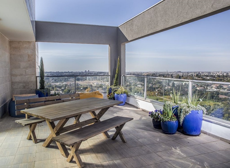 מרפסת מעוצבת